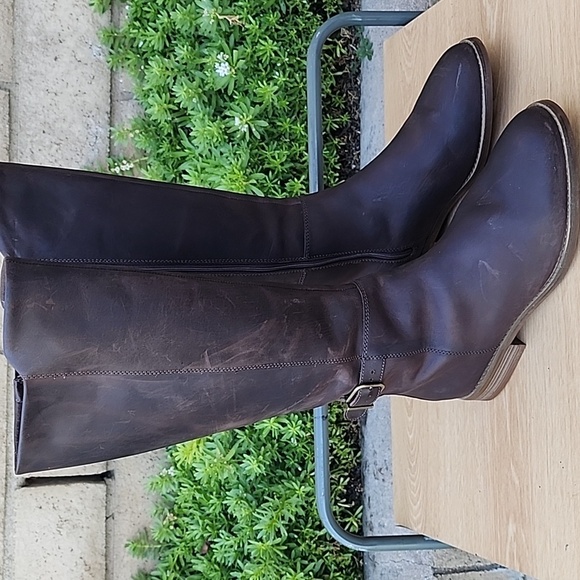 Clarks Women’s Brown Distressed Leather Buckled Boo Size 9.5 - Picture 3 of 13